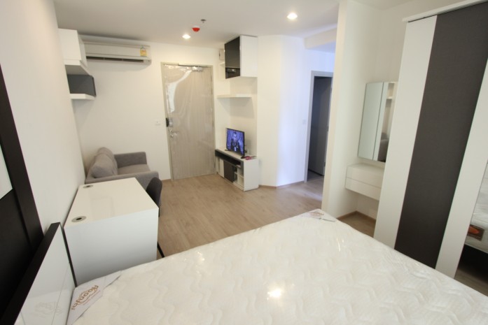 24sqm High Rise, Well price Studio Apartment for rent at Ideo Q Chula, ภาพที่ 4