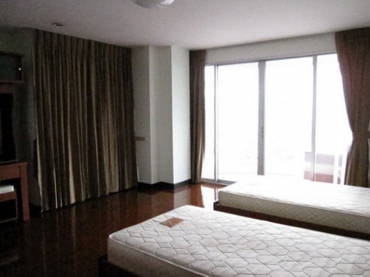154sqm High Rise, Spacious Two Bedrooms Apartment to let at Central, ภาพที่ 4