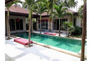 Super comfortable 3 bedroom pool villa in Mae Nam