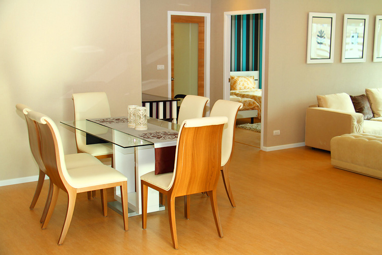 2 Bedroom ในโครงการ เรโนวา เรสซิเด้นซ์ ชิดลม, ภาพที่ 4