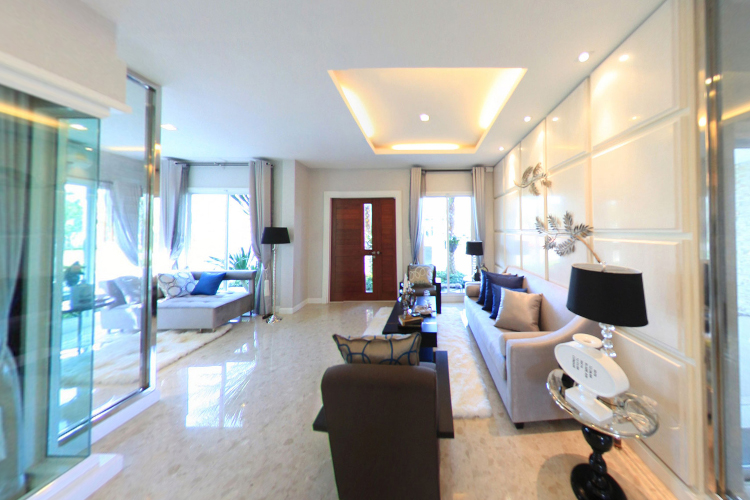 Villa Valenia ในโครงการ แกรนด์ บางกอก บูเลอวาร์ด พระราม 9-ศรีนครินทร์, ภาพที่ 4