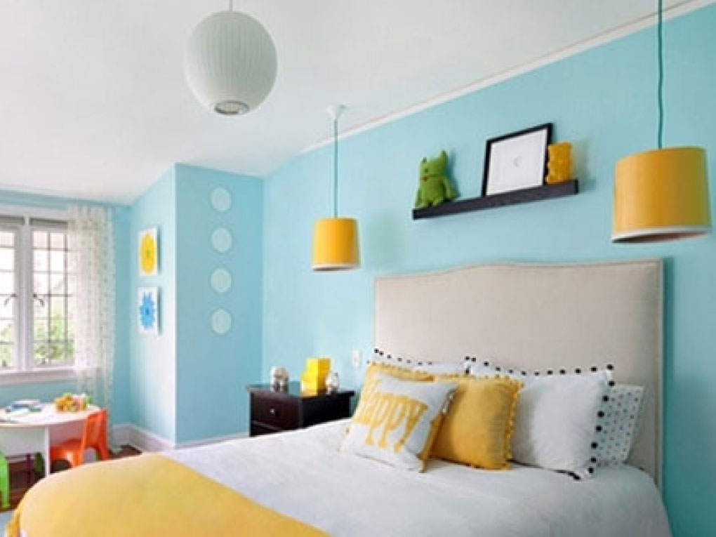 ห้องนอนสีฟ้าน้ำเงิน จับคู่กับสีเหลือง
