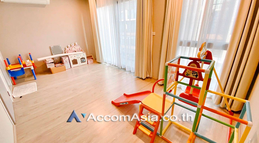 Town Home in Compound, ภาพที่ 4