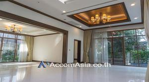 Luxurious Villas