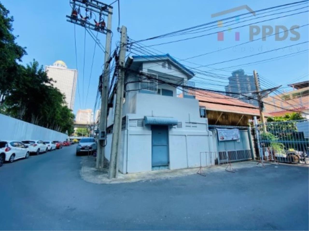 TownhouseShop house for rent at Sathorn area, ภาพที่ 4
