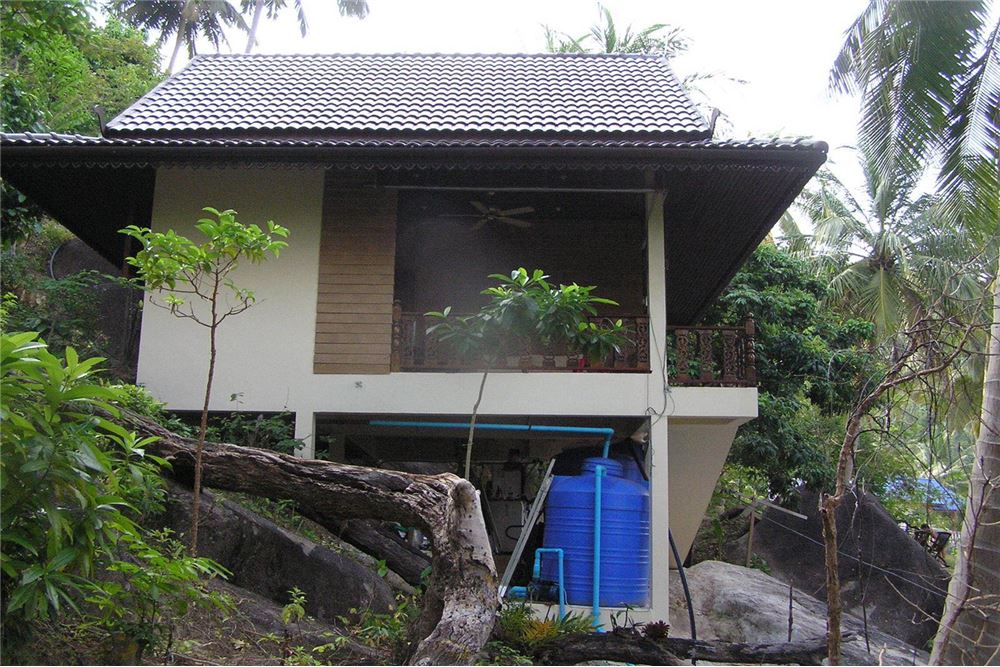 This cozy bungalow is located in the jungle of Koh Tao only a 5 minute, ภาพที่ 4