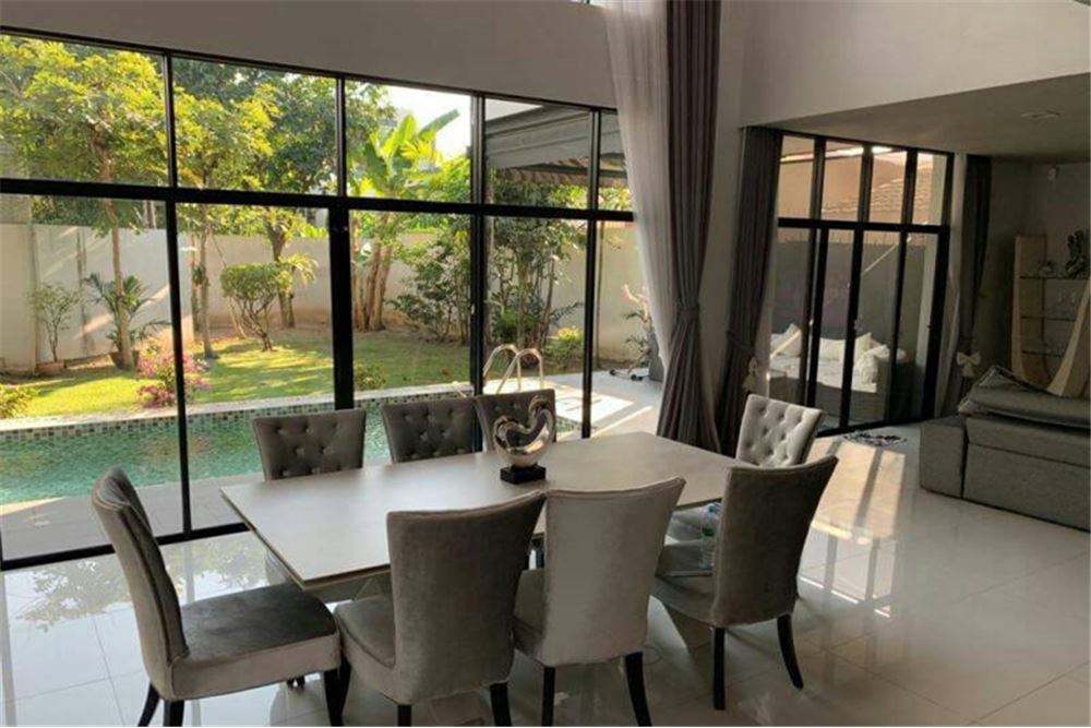 HOUSE WITH SWIMING POOL 4 BEDS SUKHUMVIT FOR SALE, ภาพที่ 4