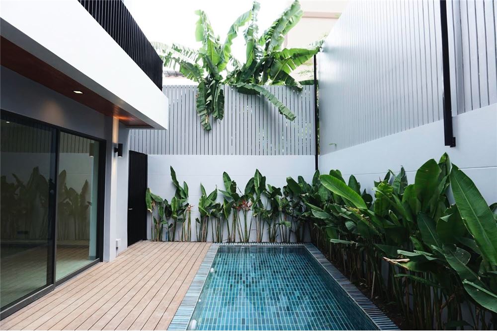 SINGLE HOUSE WITH SWIMMING POOL 4 BEDS AT SUKHUMVIT SOI 49 FOR RENT, ภาพที่ 4
