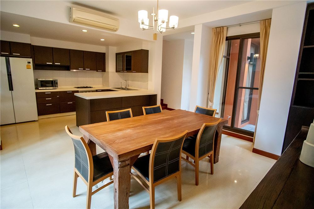 Townhome 3+1 Bedroom For Rent BTS Thonglor, ภาพที่ 4