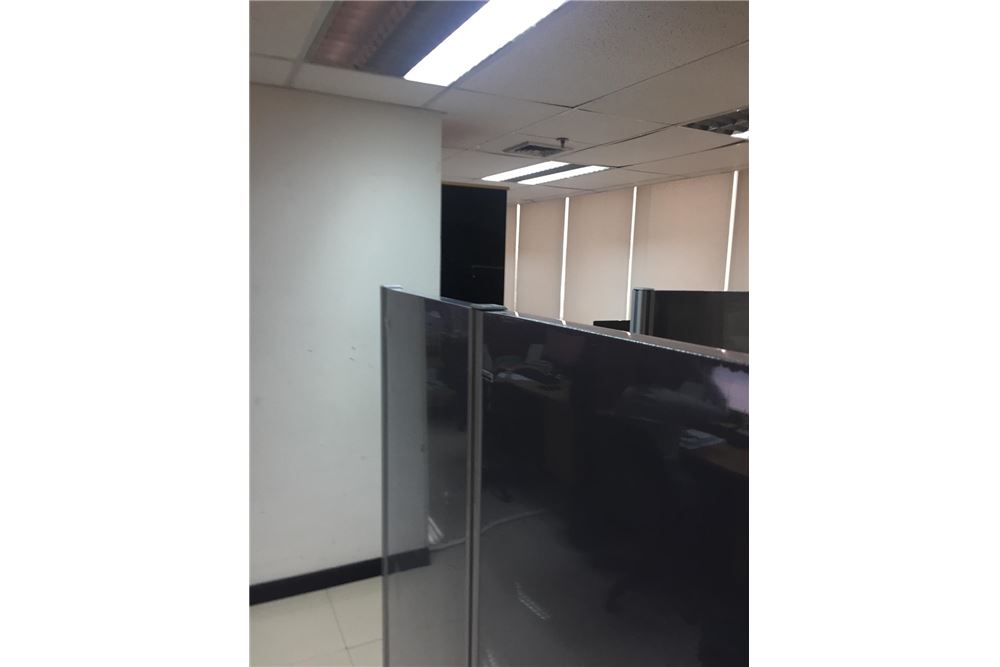 Newly Renovated Office Space For Rent, ภาพที่ 4