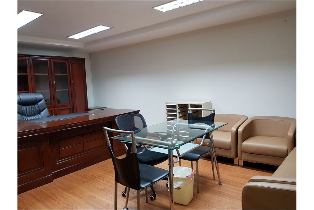 Spacious Office Space for Rent ITF Silom
