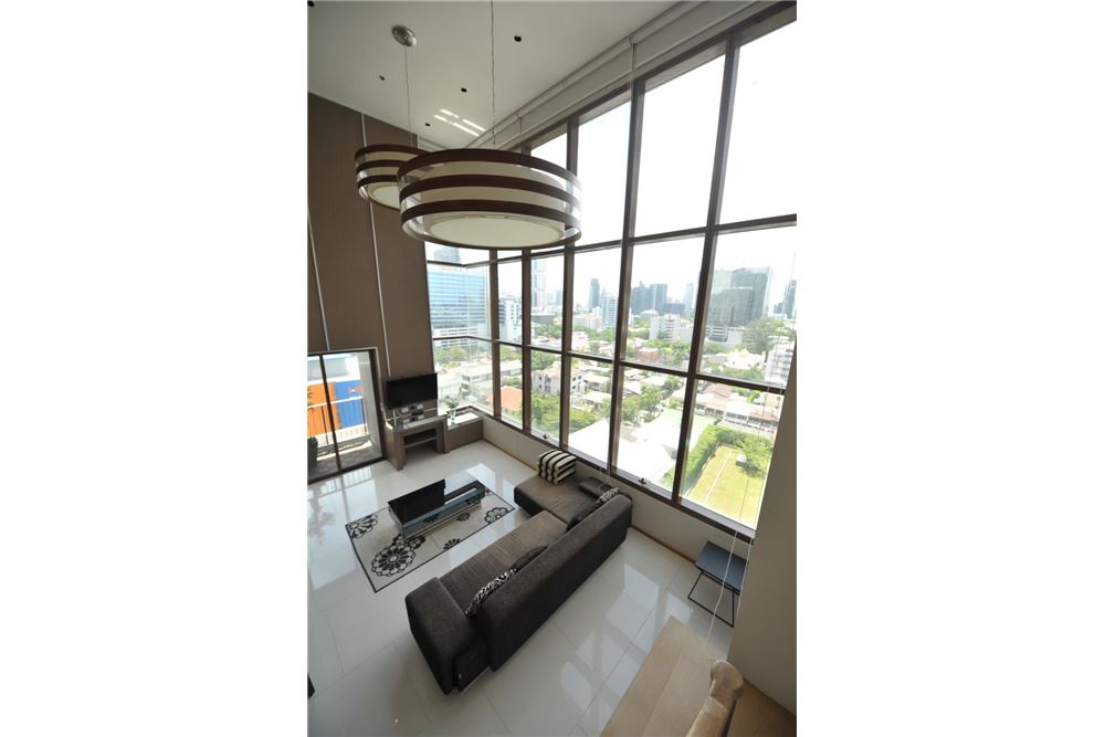 For SALE with tenant duplex 2 beds Emporio 18m, ภาพที่ 4