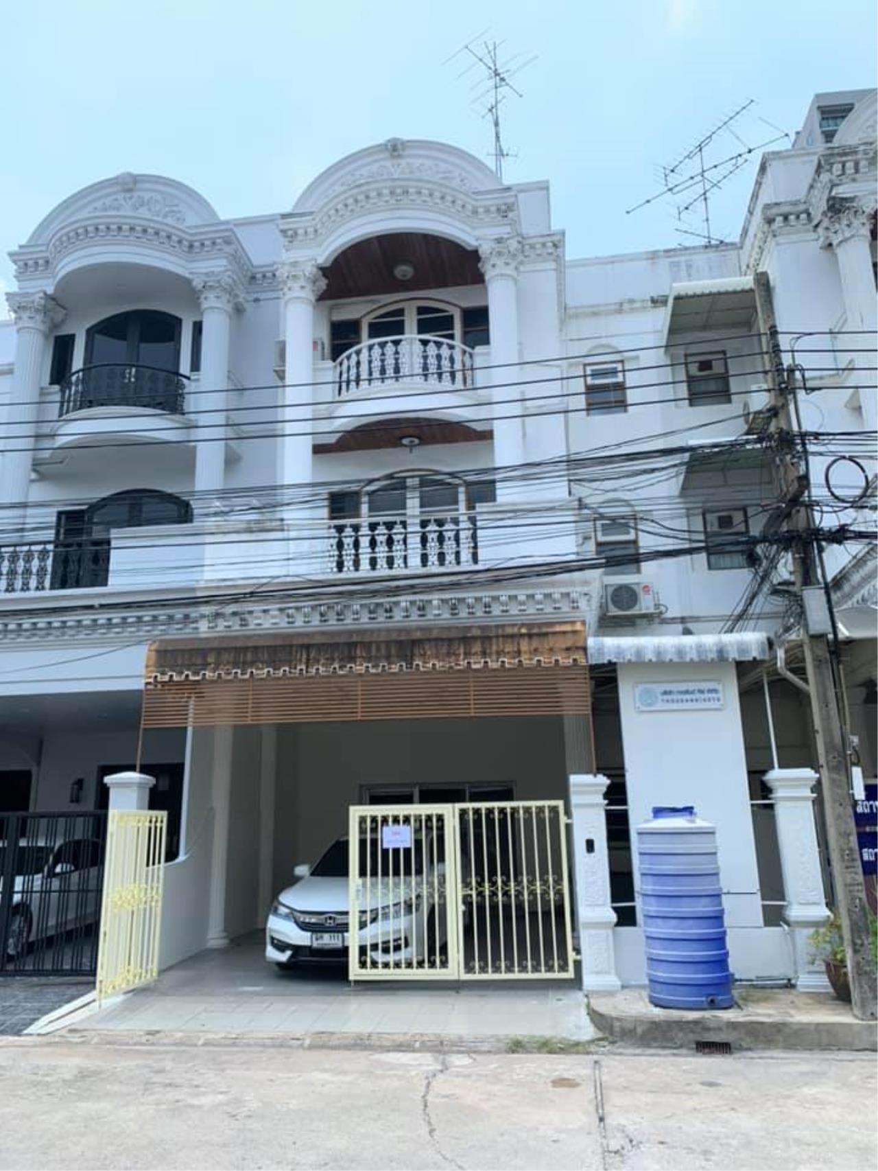 Ratchakru Residence