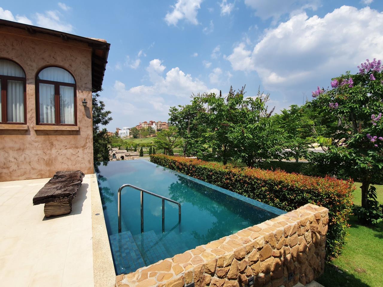 4 Bedrooms 4 Bathrooms Size 633sqm The Valley Khaoyai For Sale 70000000 THB