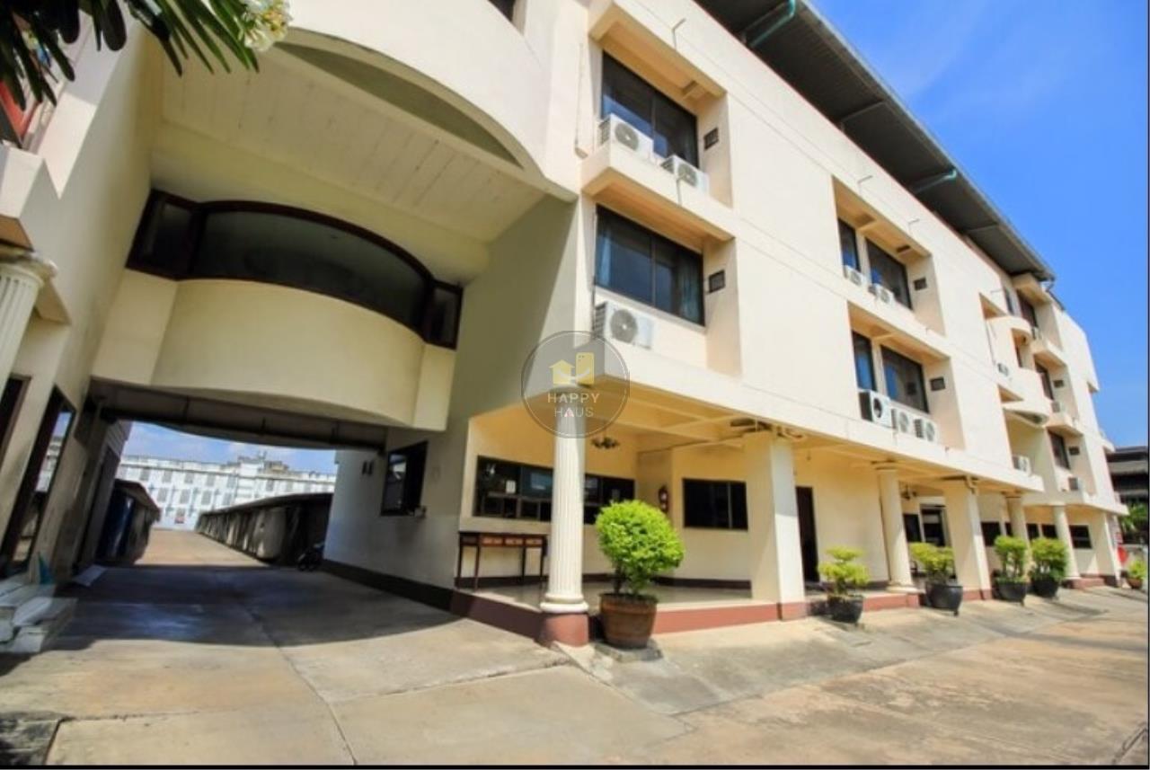 H835HH- 3-storey hotel for sale 3 stars rooms with curtain zone Soi King Kaew 39 Samut Prakan Opposite Suvarnabhumi Airp