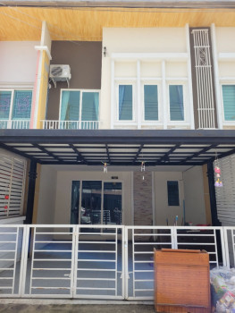 ขาย ทาวน์โฮม 4 ห้องนอน 2 ที่จอดรถ Golden Town Rama 2 131 ตรม. 21.90 ตร.วา ใกล้ สถานศึกษาและวัดวาอาราม