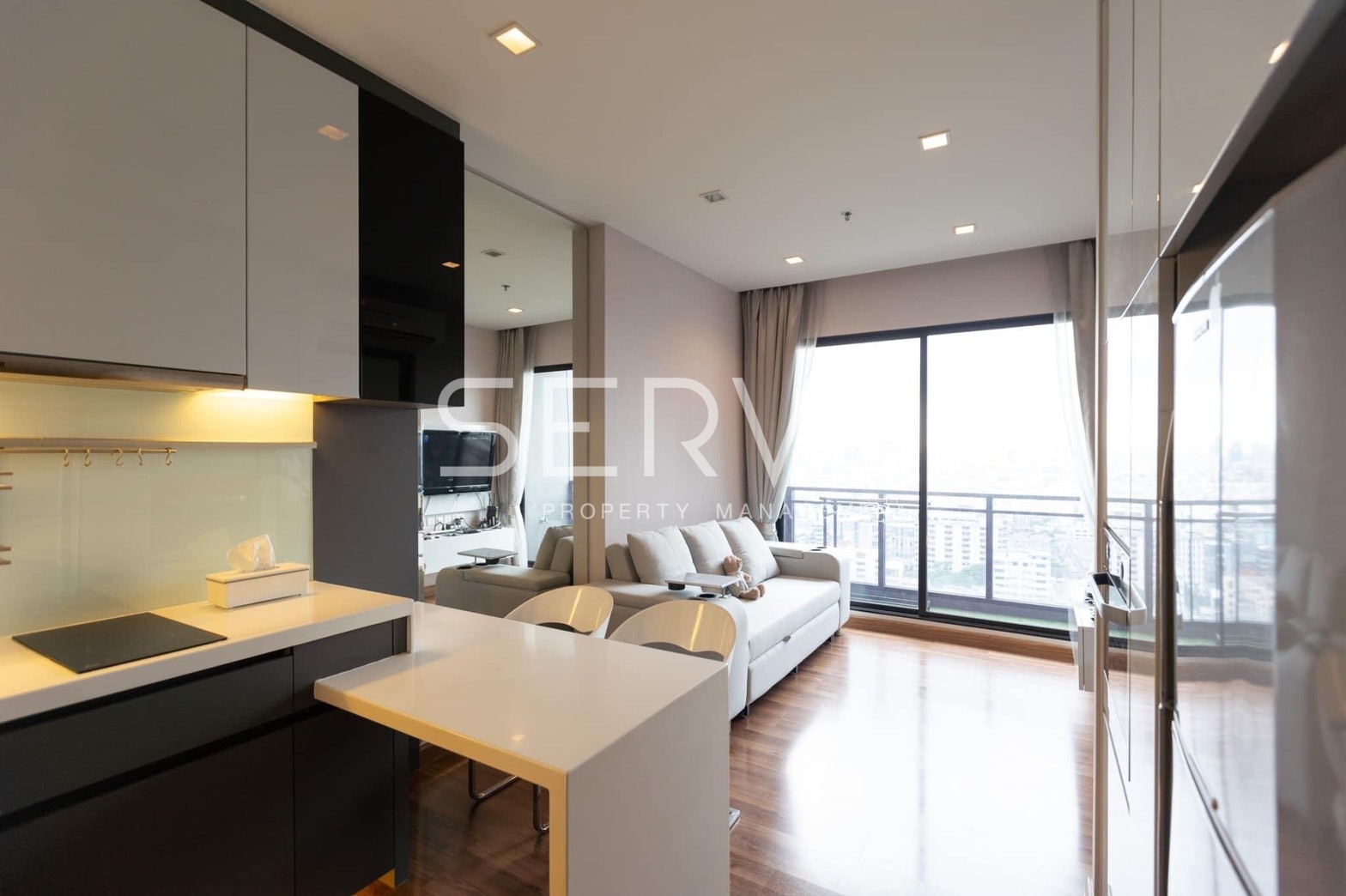 1 Bd, Unit on High Fl. with Nice & Bright Style for Sale in Ratchada-IVY Ampio (ไอวี่ แอมพิโอ), ภาพที่ 3
