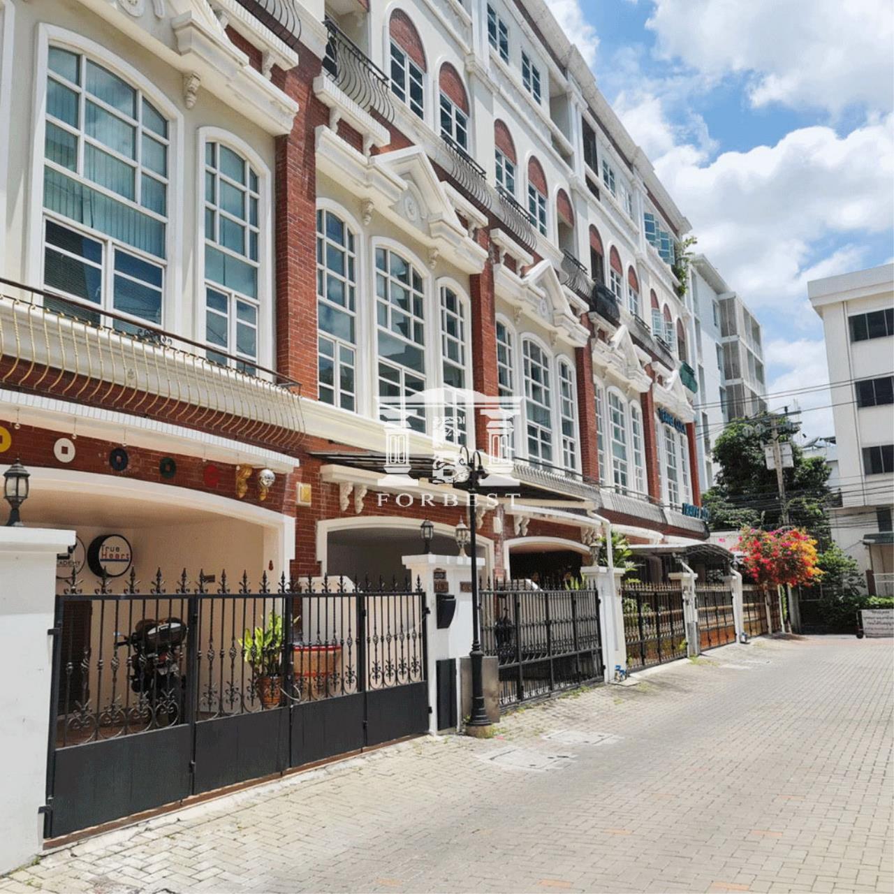 42106 - Rama IV village 4-storey townhome for sale 128 Sqm