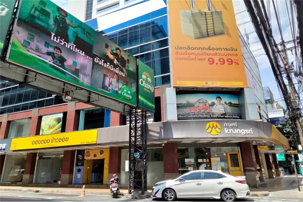Commercial Space for RENT in Silom area