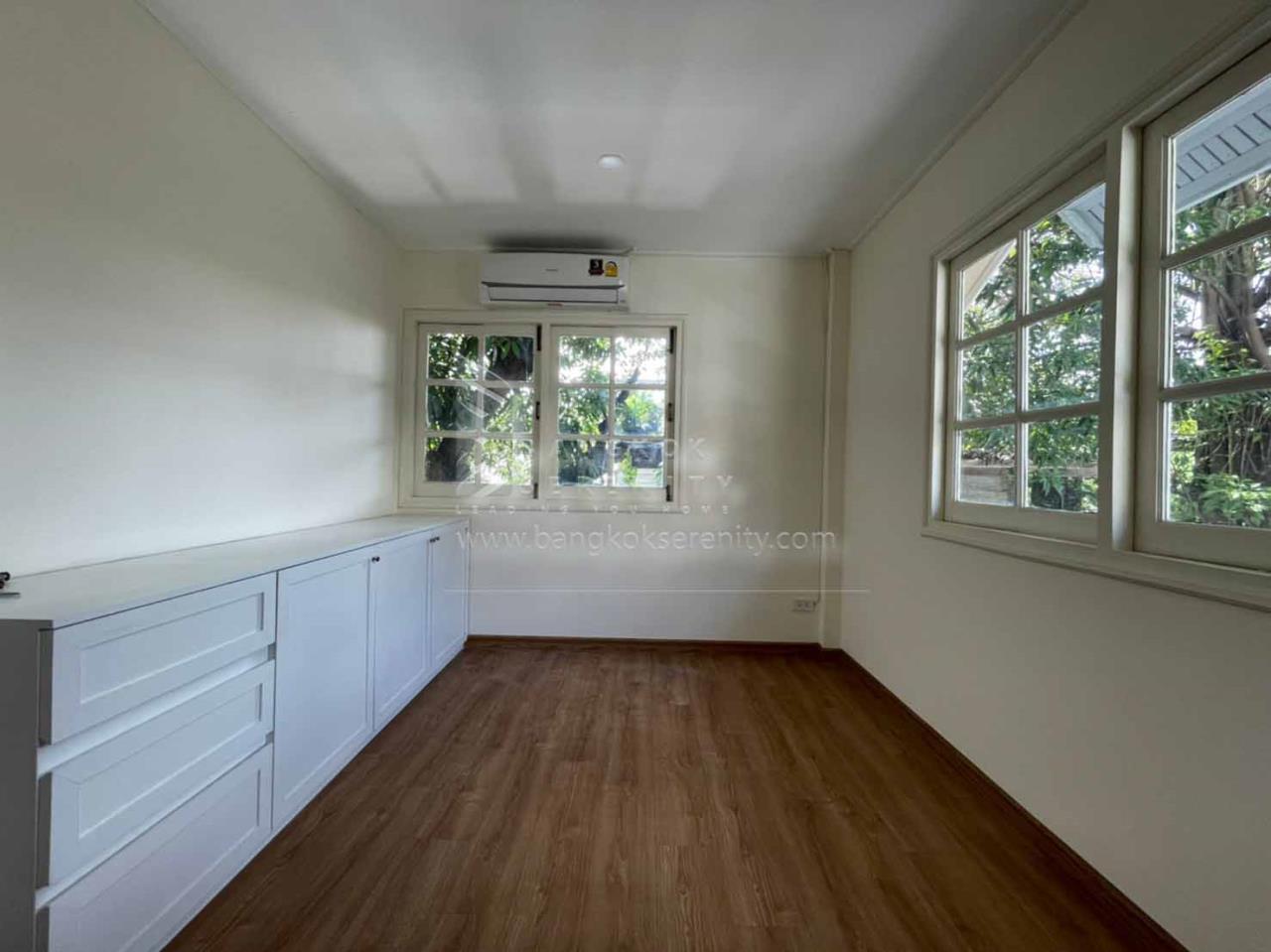 For Rent house in Sukhumvit 49, ภาพที่ 4