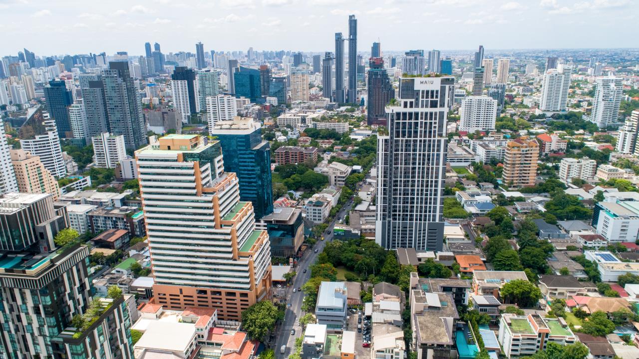 Fully Furnished Fully Equipped Office Space for SALE at Sorachai Building Sukhumvit 63Very Near BTS Ekkamai