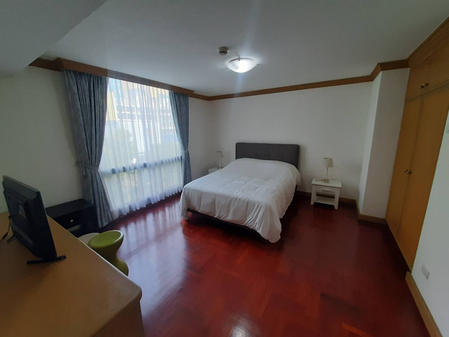 คอนโด Somkid Gardens Condominium 3 นอน ห้องใหญ่ ใกล้ BTS ชิดลม, ภาพที่ 4