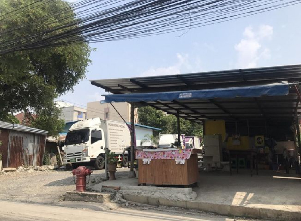 ขาย ที่ดิน ขายที่ดินซอยอ่อนนุช 66 ซอย3 ที่ดินติดถนนในซอยหลัก ตรงข้าม บ้านเรือนไทย  91 ตร.วา