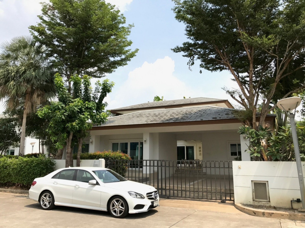 ขาย บ้านเดี่ยว บ้านพูลวิลล่าพัทยา Seabreeze villa Pattaya 400 ตรม. 100 ตร.วา ใกล้ทะเลมาก เดินลงได้เลย