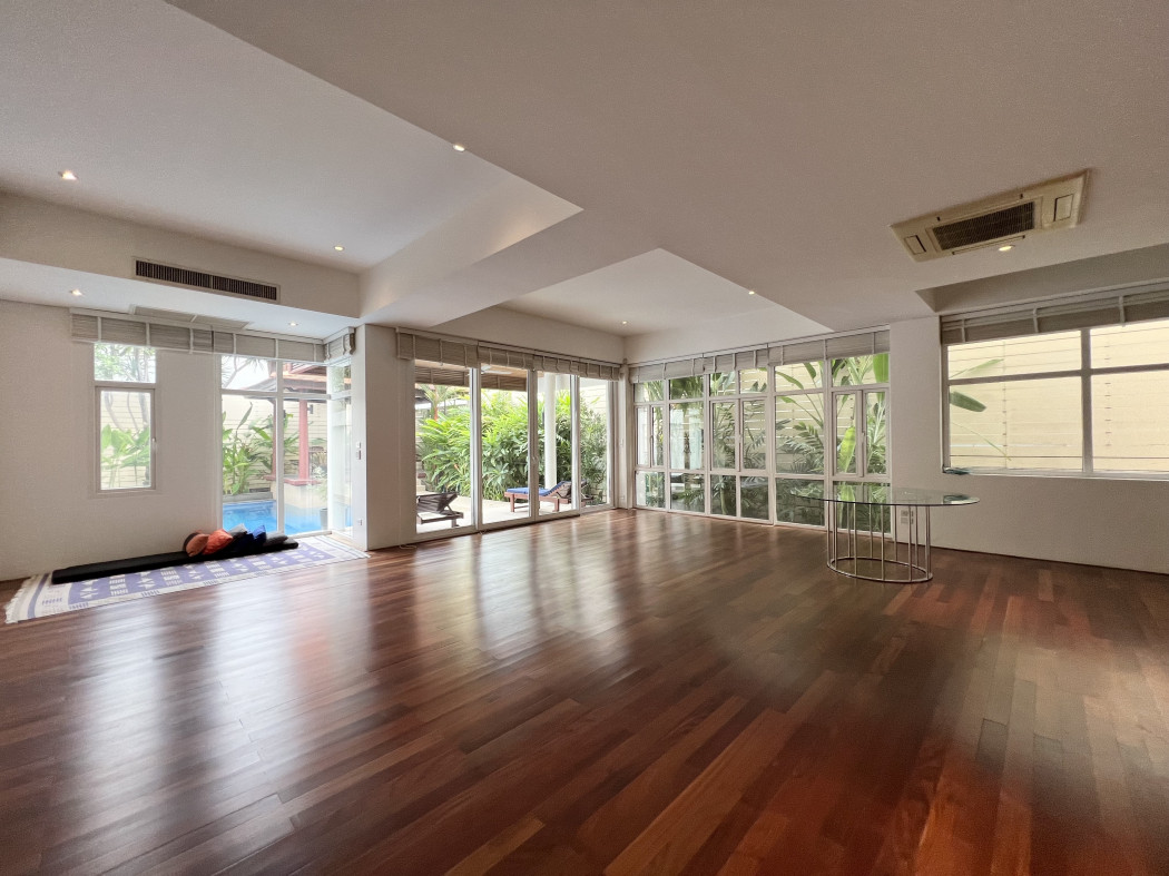 House for rent on Sukhumvit near Emquartier with private pool 4 Pet, ภาพที่ 4