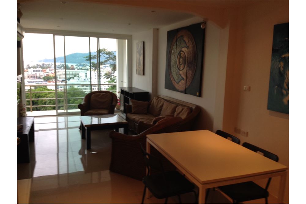 A spacious apartment of 70 sqm with 1 Bedroom is located at Patong Beach one of Phukets most popular beaches   Apartment, ภาพที่ 2