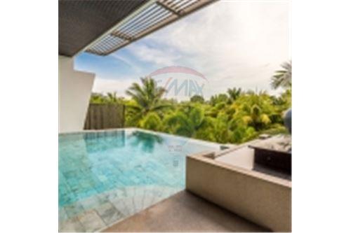 The award winning offers the ultimate luxury apartments each with its own private pool Located adjacent to the prestigio