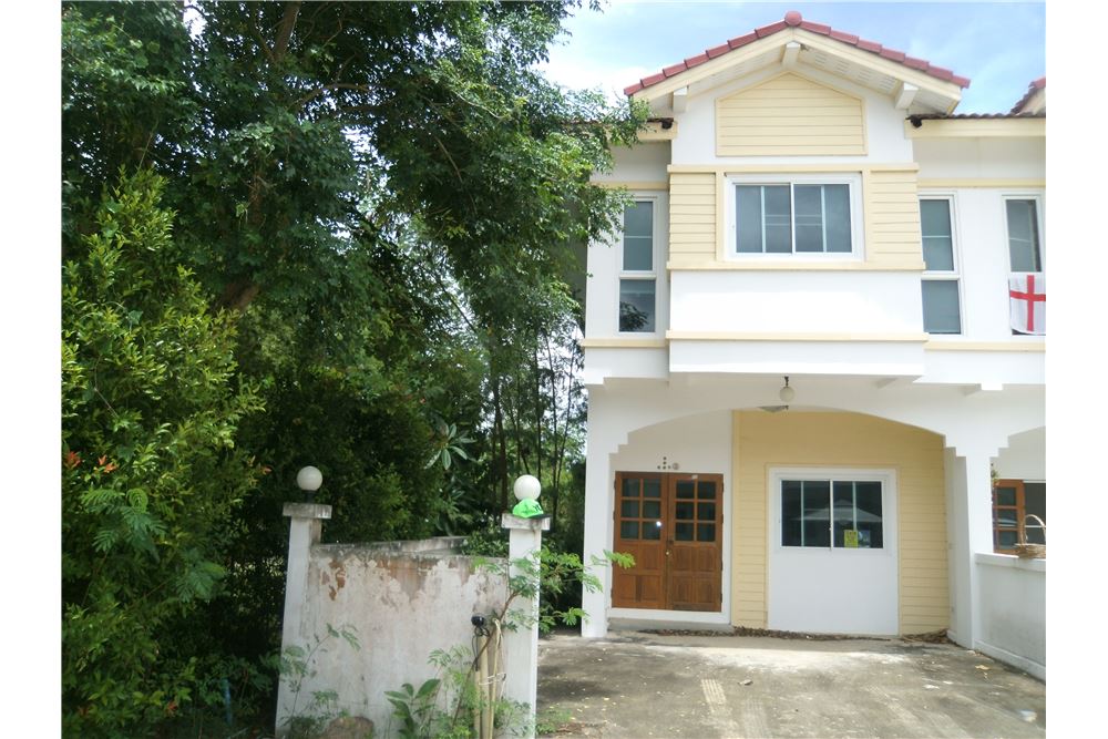 120 sqm Town House in Hup Kapong Resort