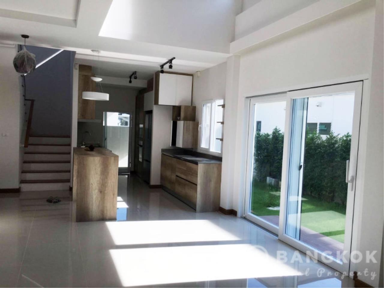 Brand New Detached 4 Bed 4 Bath House just off Srinakarin Road, ภาพที่ 4