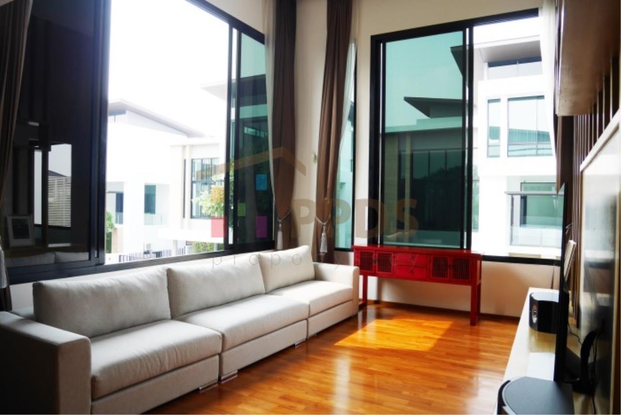 Excellent Fully Furnished House for sale at Nirvana Beyond Rama 9 RD 9, ภาพที่ 4