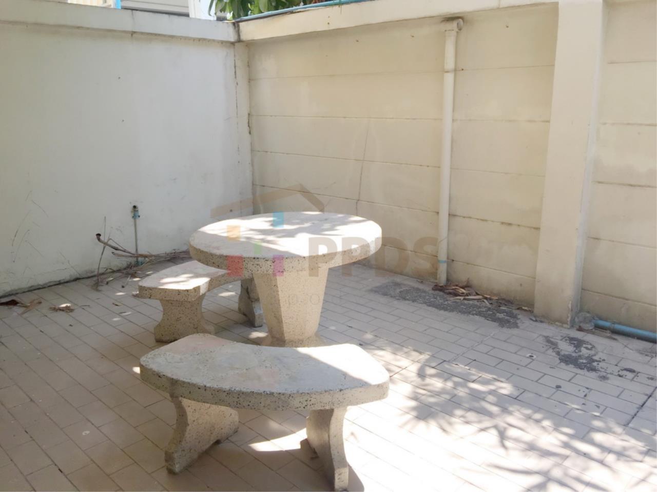 Good Opportunity to rent the townhouse in compound on Thonglor area, ภาพที่ 4