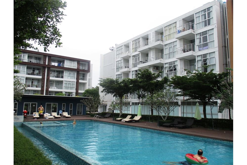 This is one of the few sea view condos you will find for sale in Krabi Fourth floor 1 bedroom 1 bathroom and 1 living ro
