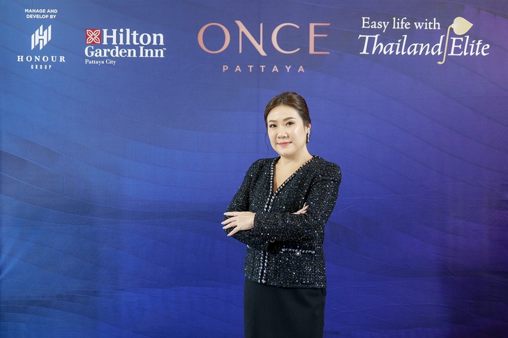 ธิดา เชิดสุริยา